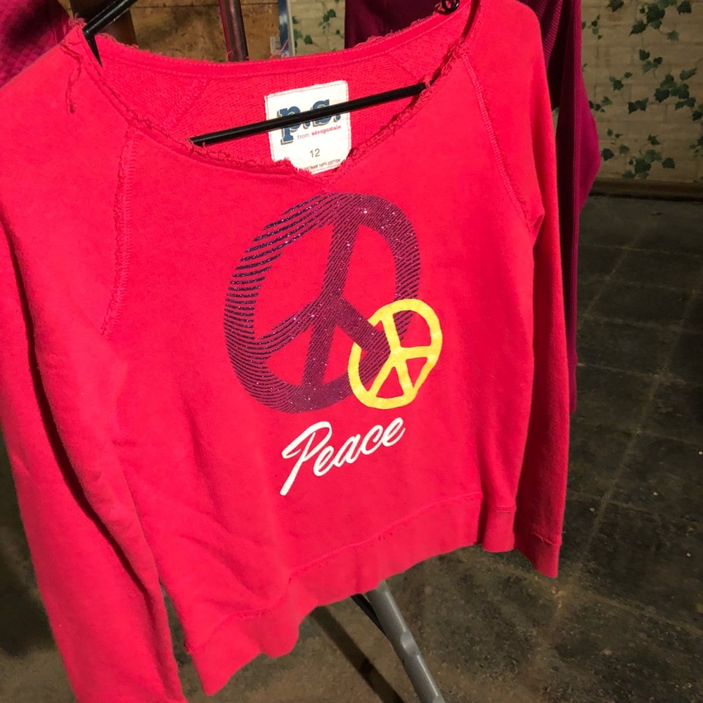 sweatshirt